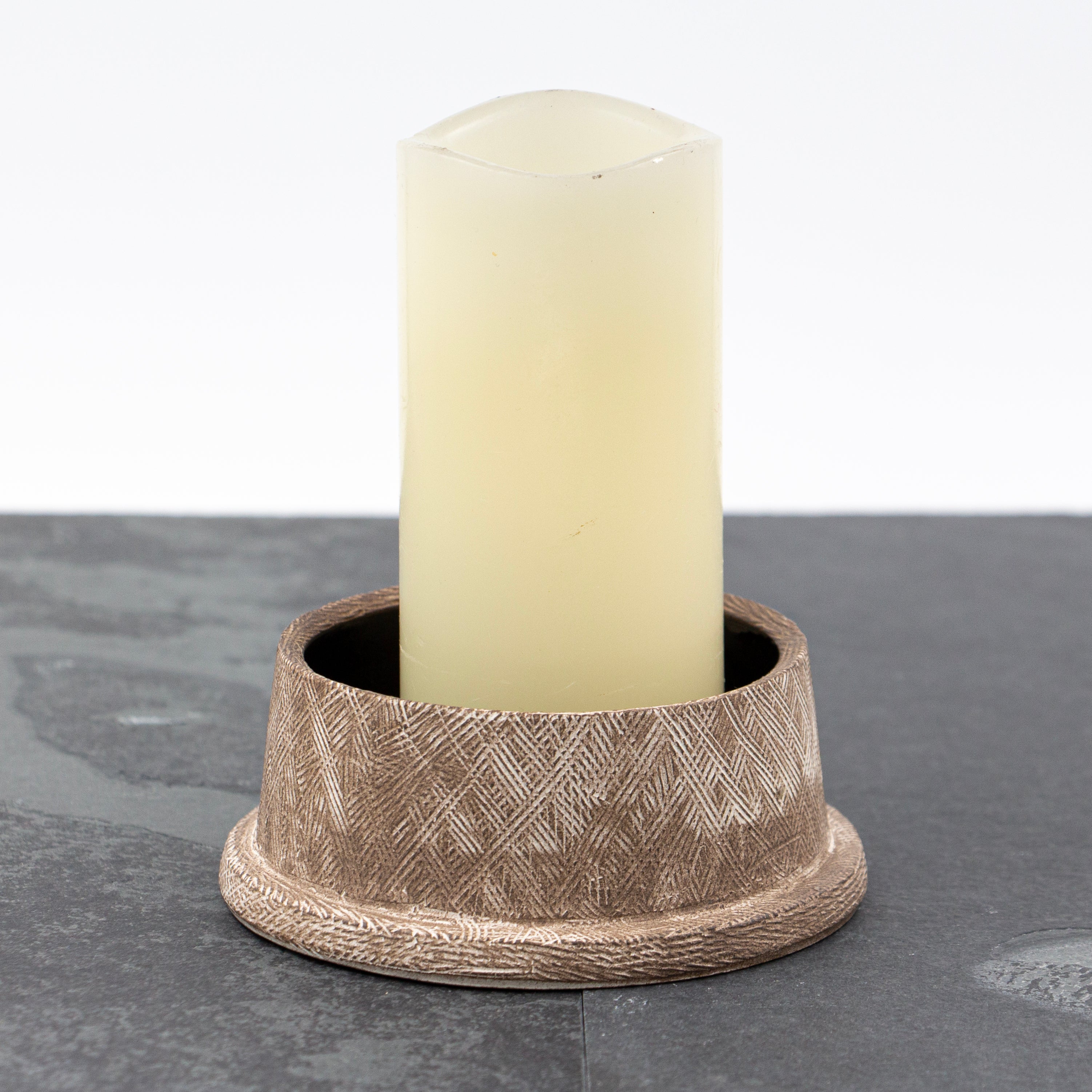 Adrea Davina Beres - Black & White Pillar Candle Holder